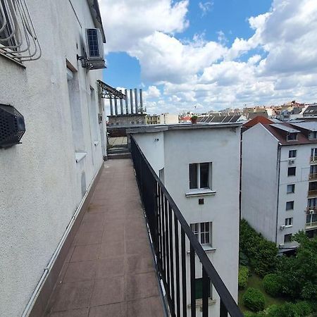 Master Apartment With Air Condition And Separated Rooftop Terrace บูดาเปสต์ ภายนอก รูปภาพ