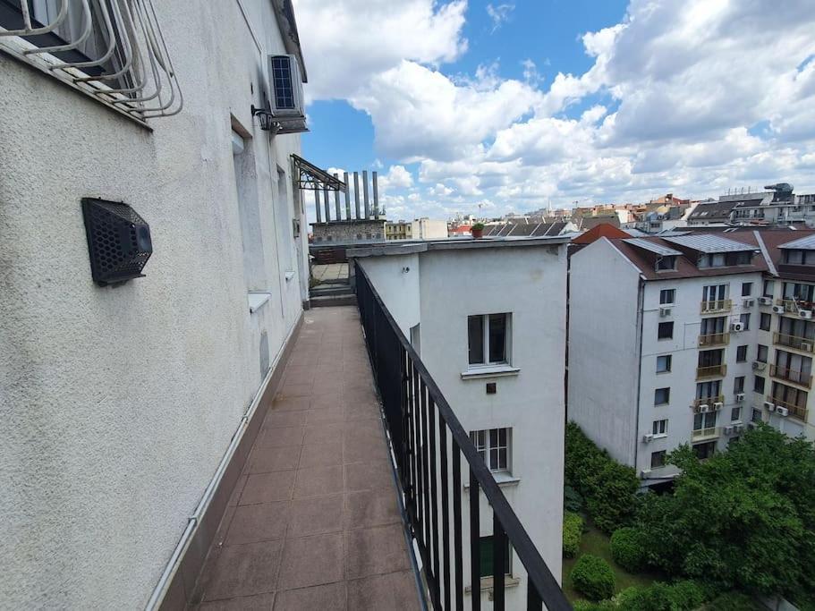 Master Apartment With Air Condition And Separated Rooftop Terrace บูดาเปสต์ ภายนอก รูปภาพ