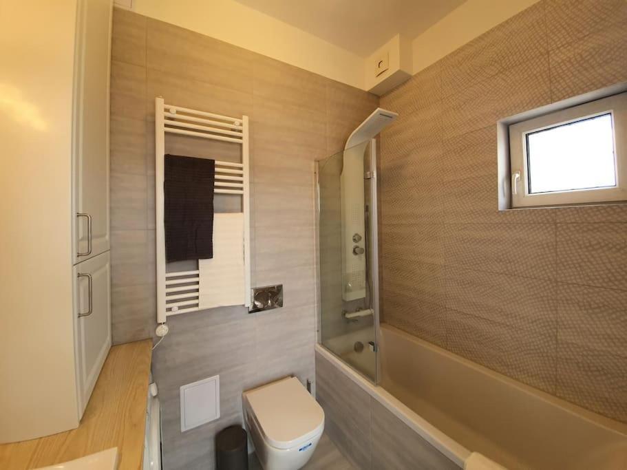 Master Apartment With Air Condition And Separated Rooftop Terrace บูดาเปสต์ ภายนอก รูปภาพ
